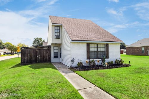 442 Le Violon Rd, Lafayette, LA, 70506-5733 | Card Image