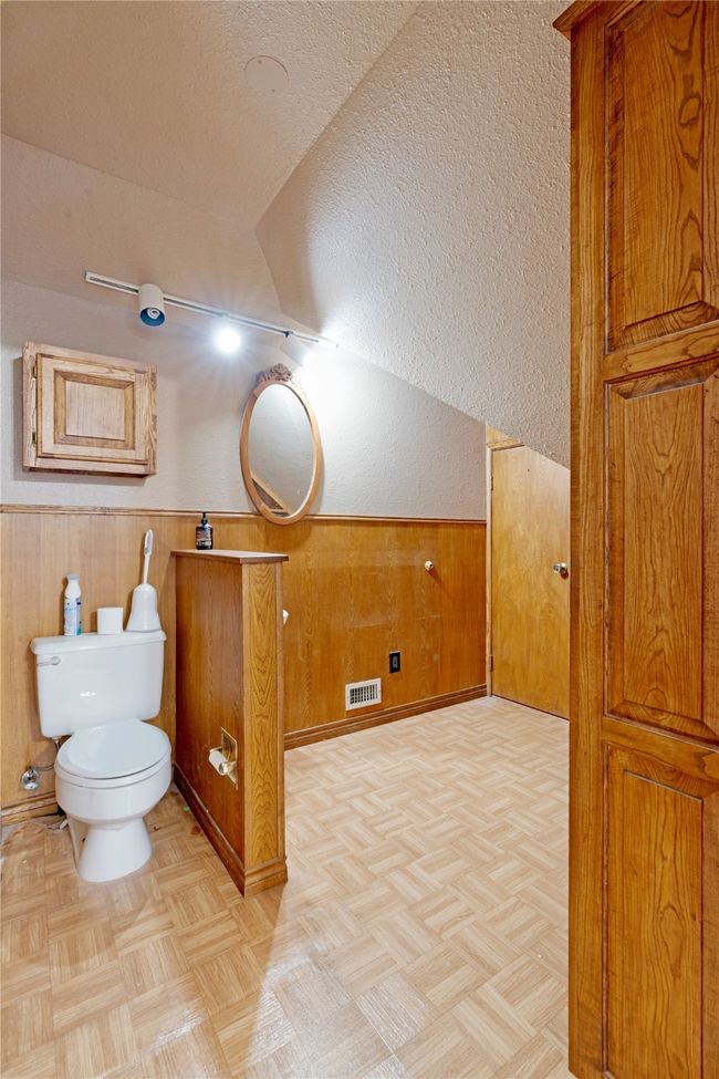 1005 42 Nd St Se, House other with 3 bedrooms, 4 bathrooms and null parking in Paris TX | Image 13