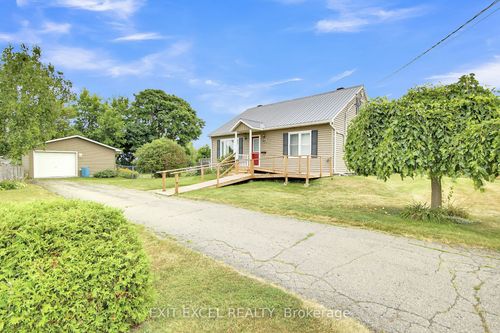 733 Jessup St, Prescott, ON, K0E1T0 | Card Image