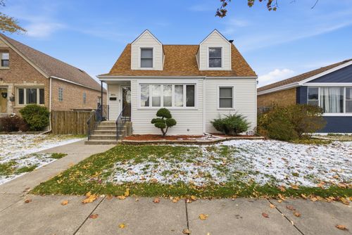 8654 Lyndale St, River Grove, IL, 60171-1842 | Card Image