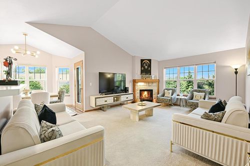 7003 W Rawson Avenue, Franklin, WI, 53132 | Card Image