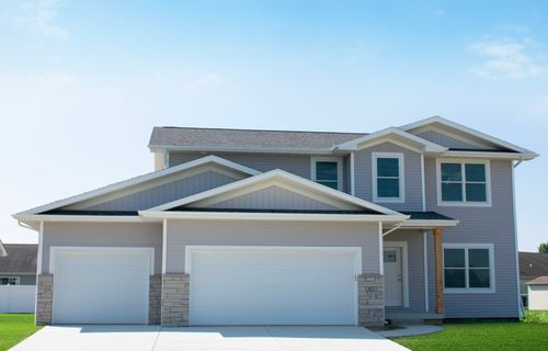 511 Bobwhite Way, Normal, IL, 61761-5627 | Card Image