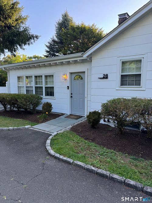 28 Treadwell Ave, Westport, CT, 06880-4727 | Card Image