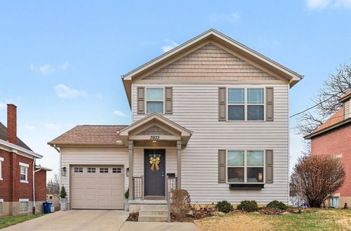 3933 Kenkel Ave, Cheviot, OH, 45211-3308 | Card Image