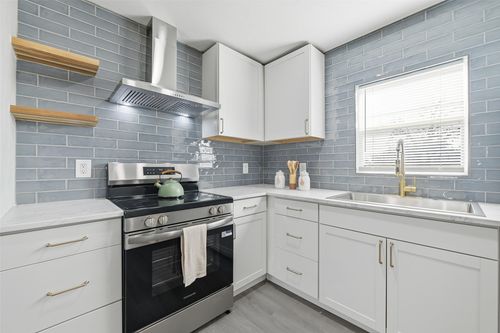 4324 Crenshaw Ave, Fort Worth, TX, 76105-4232 | Card Image