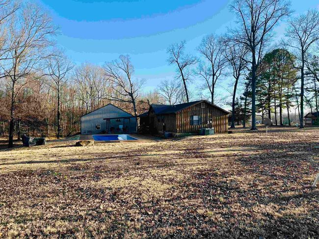 6230 New Hope Rd, House other with 3 bedrooms, 2 bathrooms and null parking in Michie TN | Image 20