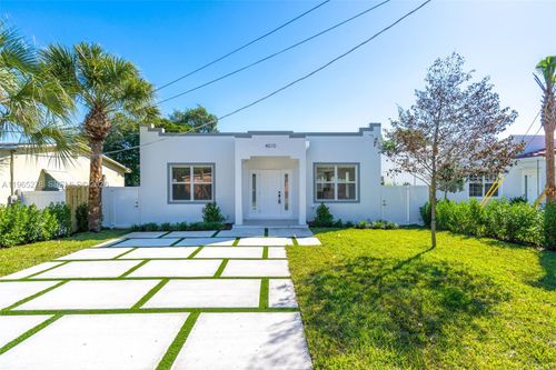 4010 Greenwood Ave, West Palm Beach, FL, 33407-4032 | Card Image