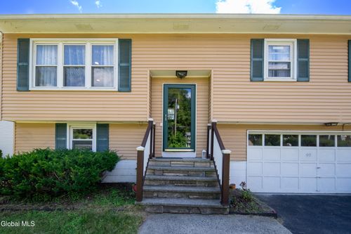 99 Fiddlers Ln, Latham, NY, 12110-5341 | Card Image