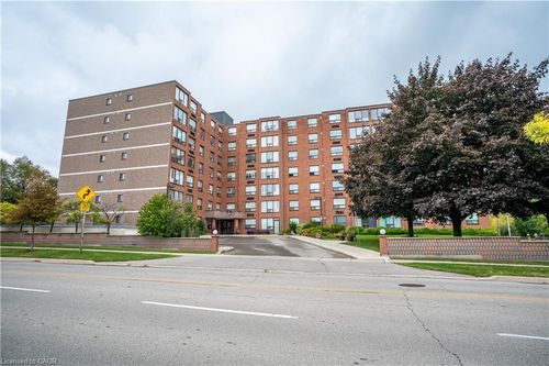 608-99 Donn Ave, Stoney Creek, ON, L8G5B2 | Card Image