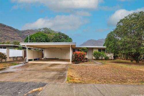 5558 Pia St, Honolulu, HI, 96821-2025 | Card Image