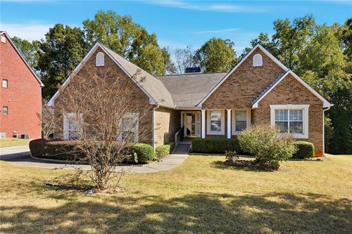 213 Sunderland Way, Stockbridge, GA, 30281-7913 | Card Image