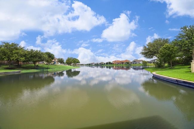 10306 Grape Creek Grove Ln, House other with 5 bedrooms, 6 bathrooms and 3 parking in Cypress TX | Image 40