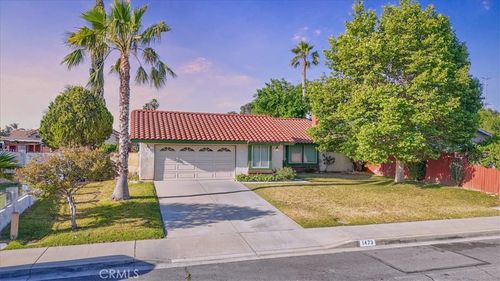 1473 W James St, Bloomington, CA, 92316-1335 | Card Image