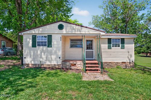 680 Musterfield Rd, Newport, TN, 37821-2675 | Card Image