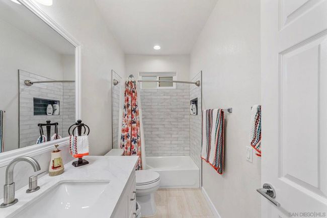 C - 16304 Avenida Venusto, Condo with 3 bedrooms, 2 bathrooms and 4 parking in San Diego CA | Image 26