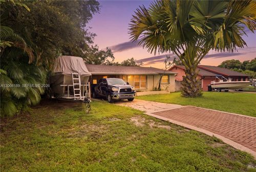 5190 Sw 28th Ter, Fort Lauderdale, FL, 33312-6102 | Card Image