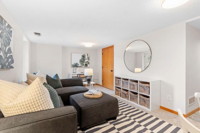3242 Hill Ridge Dr, Townhouse with 3 bedrooms, 2 bathrooms and null parking in Eagan MN | Image 19