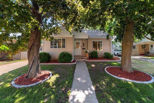 1550 Delaware Street, OSHKOSH, WI, 54902 | Card Image