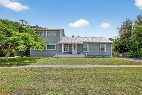 529 Se Madison Ave, Stuart, FL, 34996-3256 | Card Image