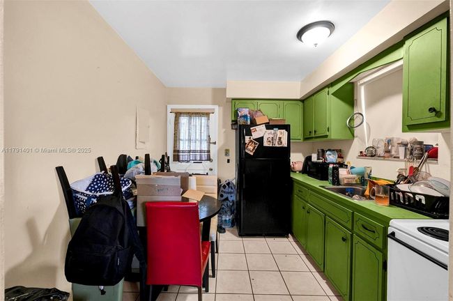 1900 Nw 88 Th St, Home with 0 bedrooms, 0 bathrooms and 4 parking in Miami FL | Image 4