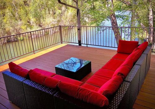 2658 Rogue River Hwy, Gold Hill, OR, 97525-9578 | Card Image
