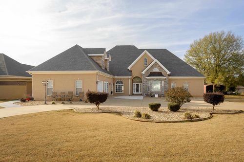 889 Blake Dr, Tuscumbia, AL, 35674-5972 | Card Image