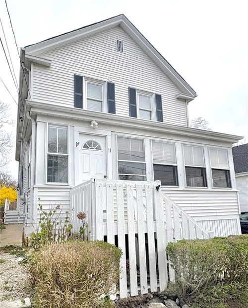 2-11 Russell Ave, Newport, RI, 02840-1723 | Card Image