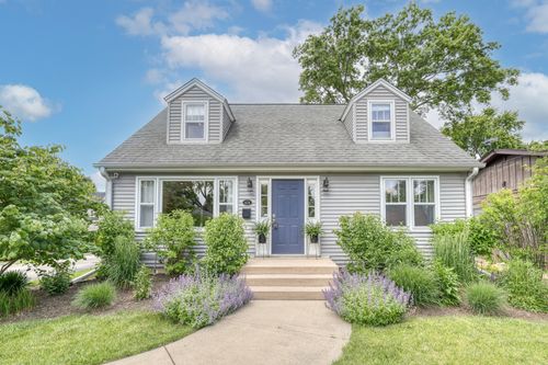 624 N Lincoln Ave, Geneva, IL, 60134-1218 | Card Image