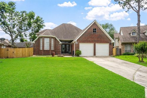 15110 Farndale Dr, Houston, TX, 77062-2620 | Card Image
