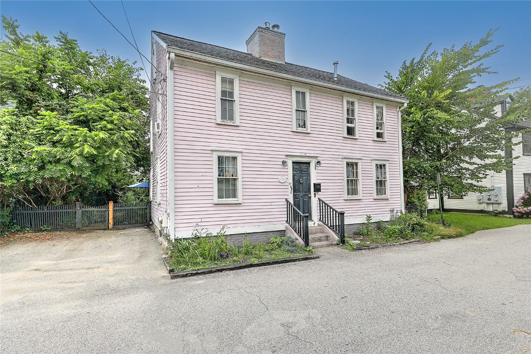 Bank St, Warwick, RI 02888