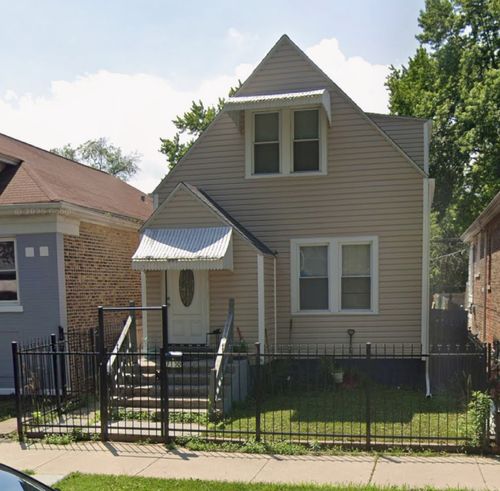7130 Seeley Ave, Chicago, IL, 60636-3728 | Card Image