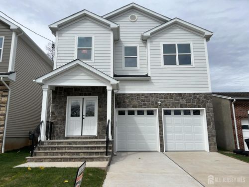 21 Catherine St, Carteret, NJ, 07008-2203 | Card Image