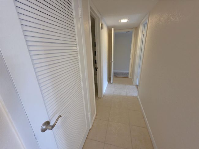 APT-319 - 2316 S Cypress Bend Dr, Condo with 2 bedrooms, 2 bathrooms and null parking in Pompano Beach FL | Image 6