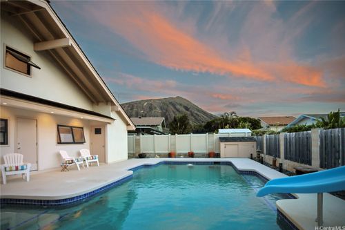 7167 Kukii St, Honolulu, HI, 96825-1601 | Card Image