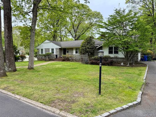 3 Settlers Path, Port Jefferson, NY, 11777-1413 | Card Image