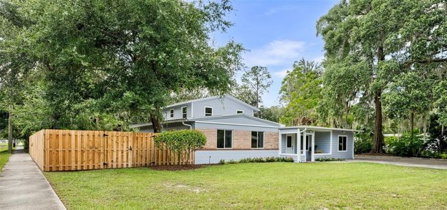 1604 Ne 7 Th St, House other with 5 bedrooms, 3 bathrooms and null parking in Gainesville FL | Image 30