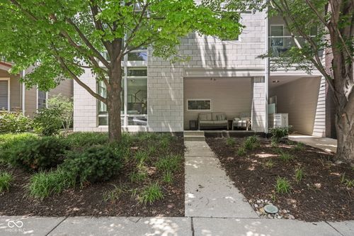 1-932 Broadway St, Indianapolis, IN, 46202-2735 | Card Image