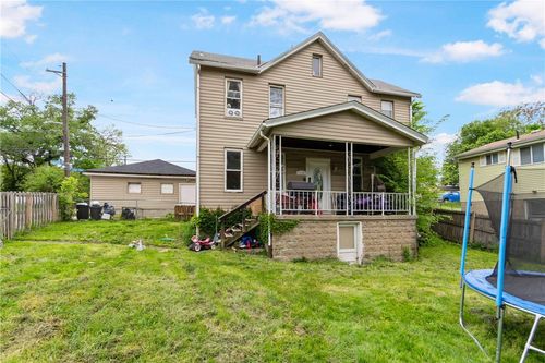 1334 Ladoga St, Pittsburgh, PA, 15204-2110 | Card Image