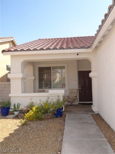 549 Clement Court, House other with 3 bedrooms, 2 bathrooms and null parking in Las Vegas NV | Image 3