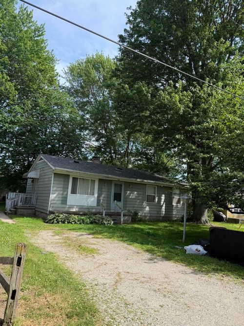 506 Fassett St, Algonac, MI, 48001-1224 | Card Image