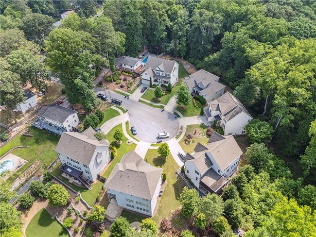 3998 Commodore Dr, House other with 4 bedrooms, 5 bathrooms and null parking in Chamblee GA | Image 48