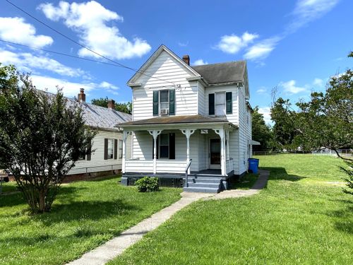 909 13th St Se, Roanoke, VA, 24013-2025 | Card Image
