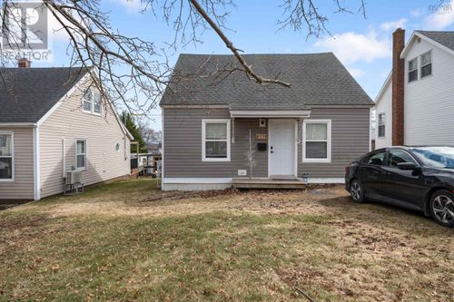 99 Poplar Street, Pictou, NS, B0K1H0 | Card Image