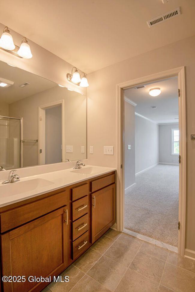 26 Reeds Holw, Condo with 3 bedrooms, 2 bathrooms and 1 parking in Saratoga Springs NY | Image 11