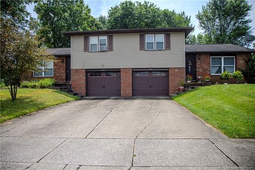 826-824 Reno Dr, Louisville, OH, 44641-2236 | Card Image