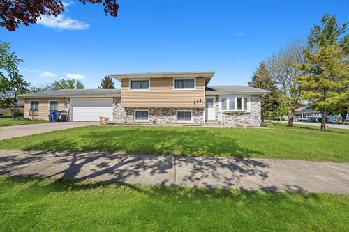 296 E Crest Ave, Bensenville, IL, 60106-3152 | Card Image