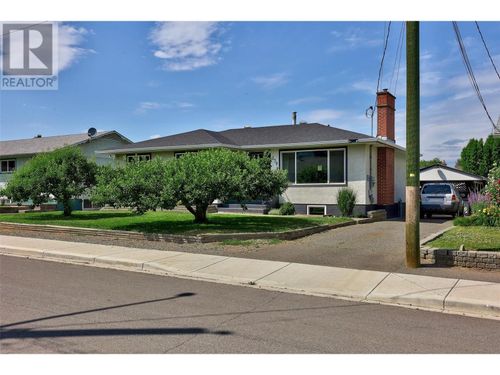 239 Chestnut Ave, Kamloops, BC, V2B1L4 | Card Image