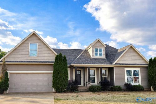 124 Kema Dr, Huntsville, AL, 35811-6300 | Card Image