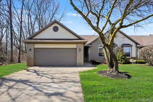 201 Whispering Hl, Commerce Twp, MI, 48390-3960 | Card Image