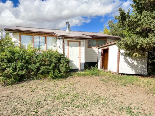 5033 51st St, Eaglesham, AB, T0H1H0 | Card Image